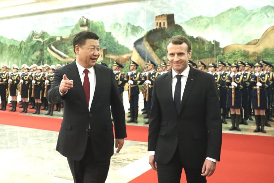 周二，北京，中国国家主席习近平与法国总统马克龙举行会谈。