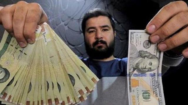伊朗正式用人民币替换美元，伊朗石油找到新买家后，事情又有新进展